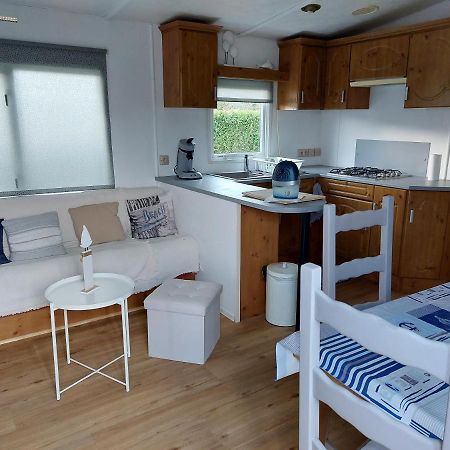 Bungalow 4 Voire 6 Personnes Bray Dunes A 300 Metres De La Plage Villa Bagian luar foto