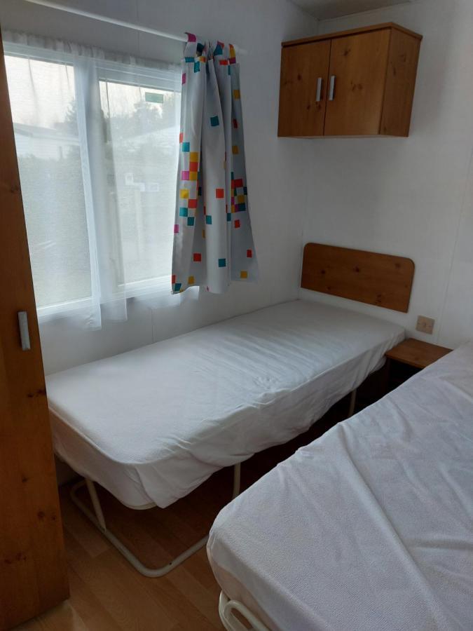 Bungalow 4 Voire 6 Personnes Bray Dunes A 300 Metres De La Plage Villa Bagian luar foto